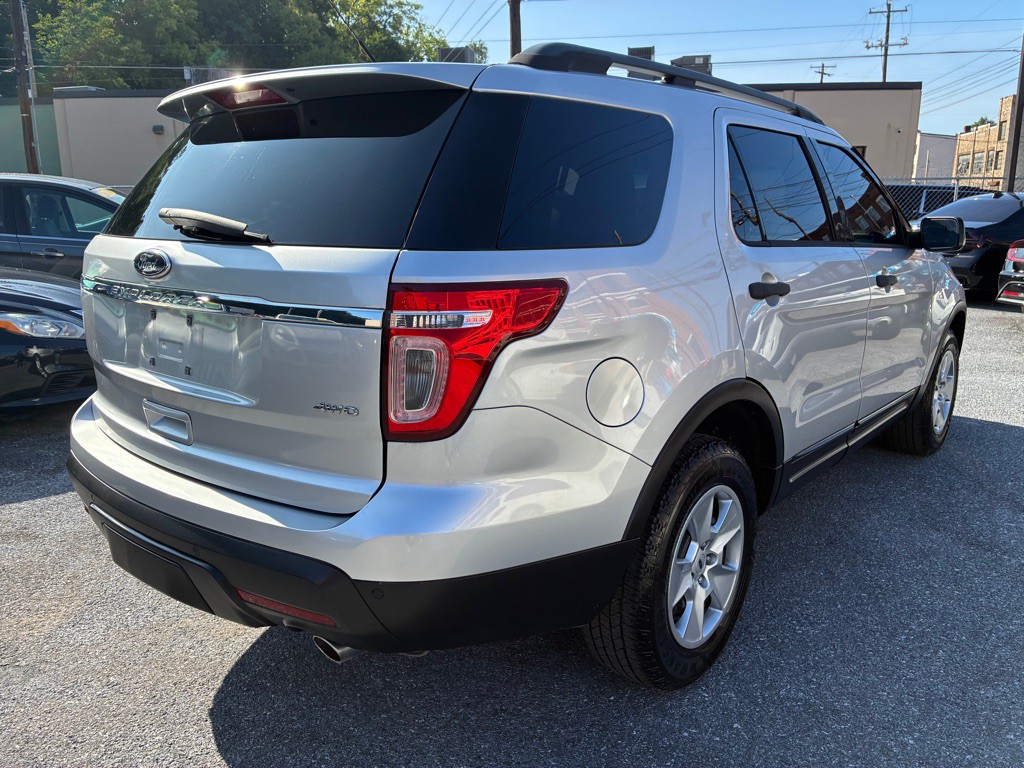 2014 Ford Explorer Image 5