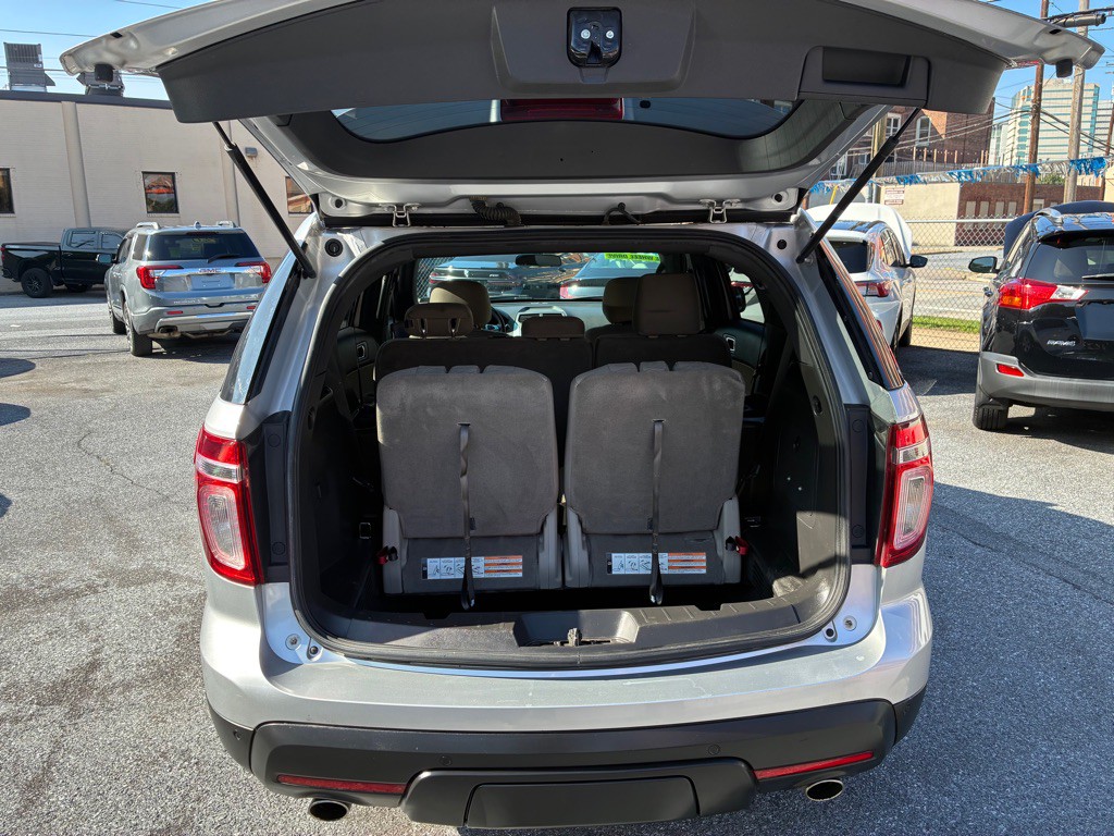 2014 Ford Explorer Image 11