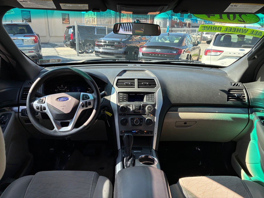 2014 Ford Explorer Image 13