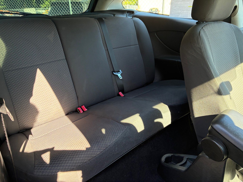 2005 Ford Focus Image 10