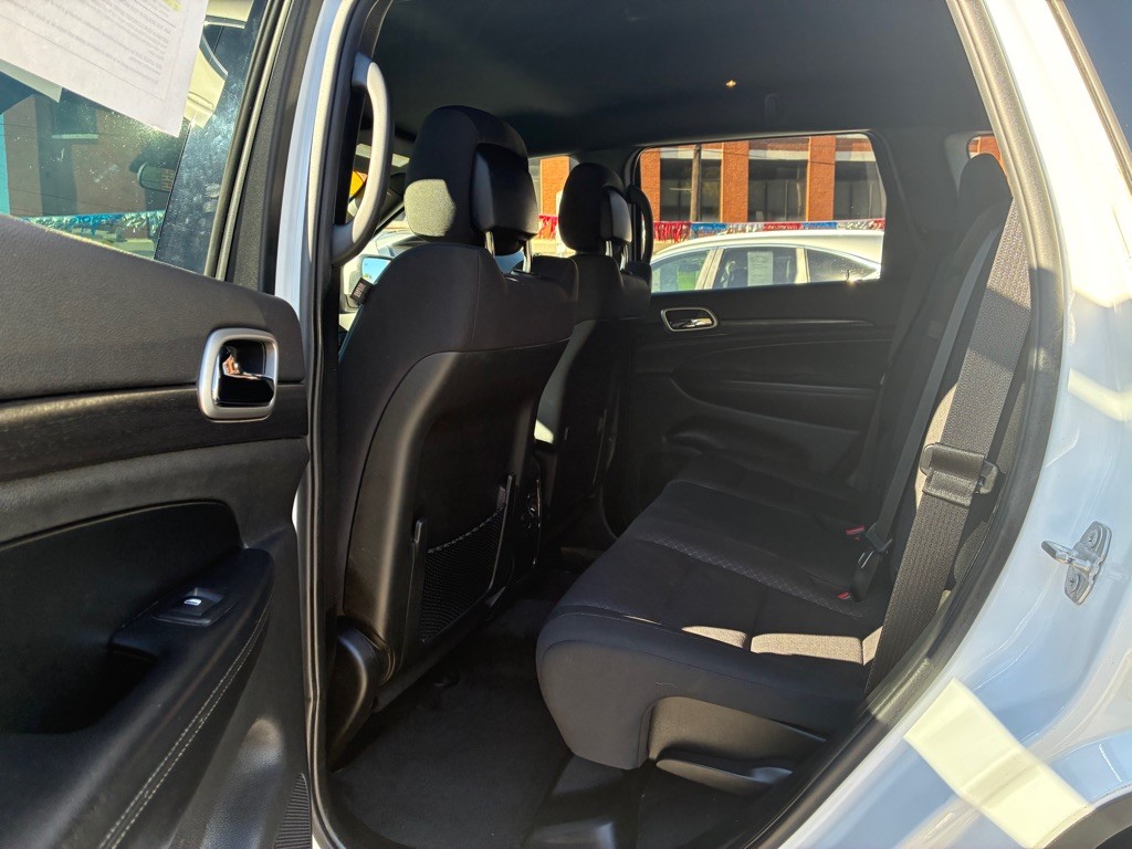 2018 Jeep Grand Cherokee Image 12