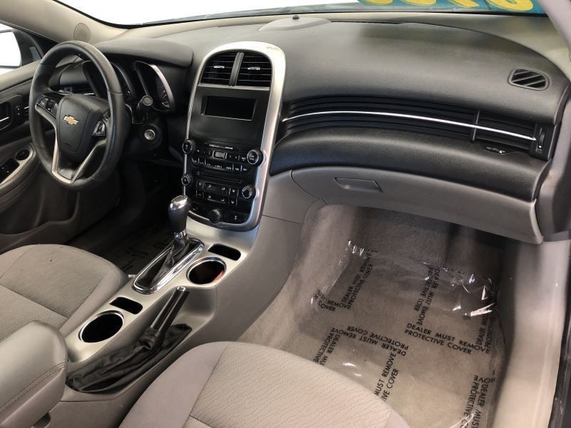 2015 Chevrolet Malibu Image 13