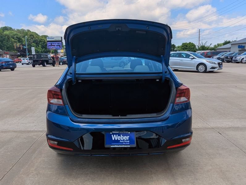 2020 Hyundai Elantra Image 17