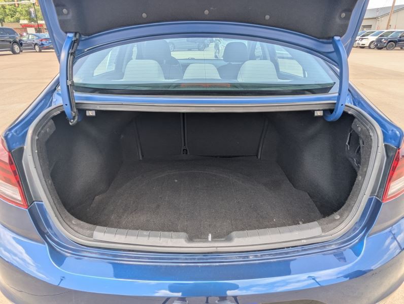 2020 Hyundai Elantra Image 18