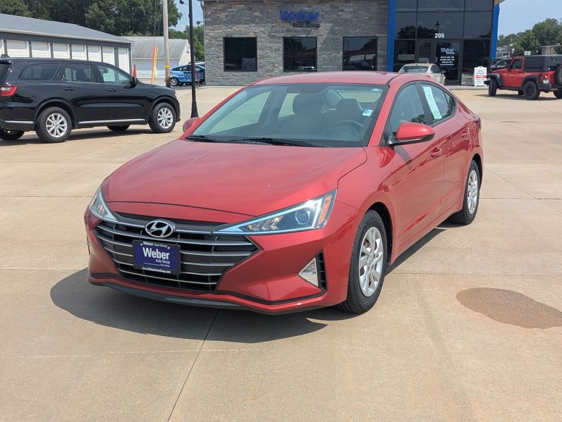 2019 Hyundai Elantra Image 2