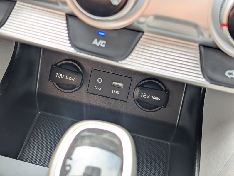 2019 Hyundai Elantra Image 26