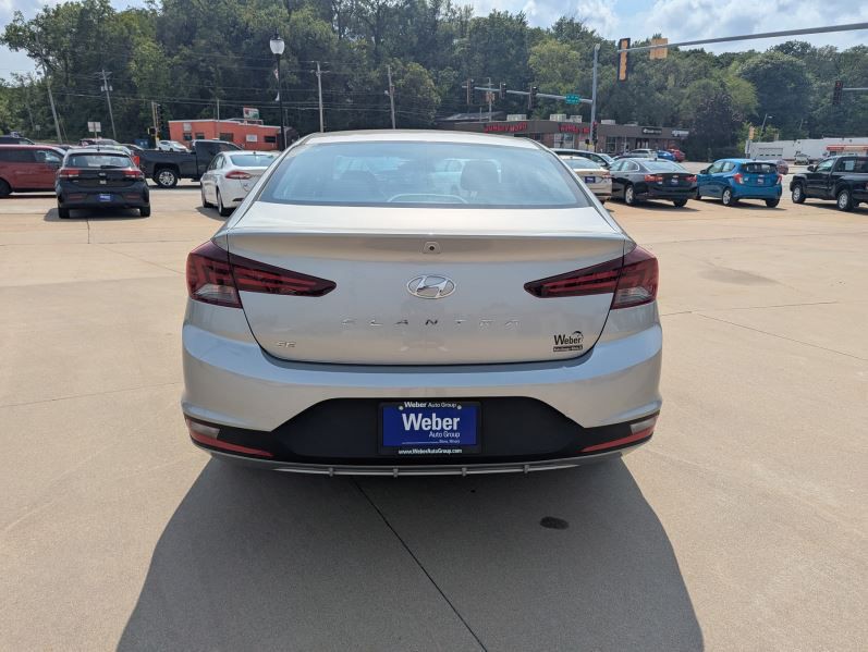 2020 Hyundai Elantra Image 9
