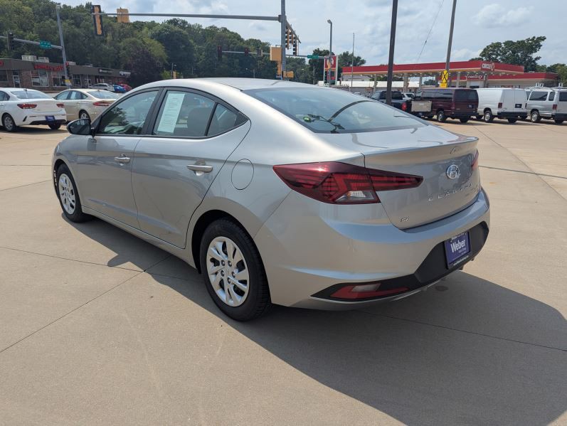 2020 Hyundai Elantra Image 10
