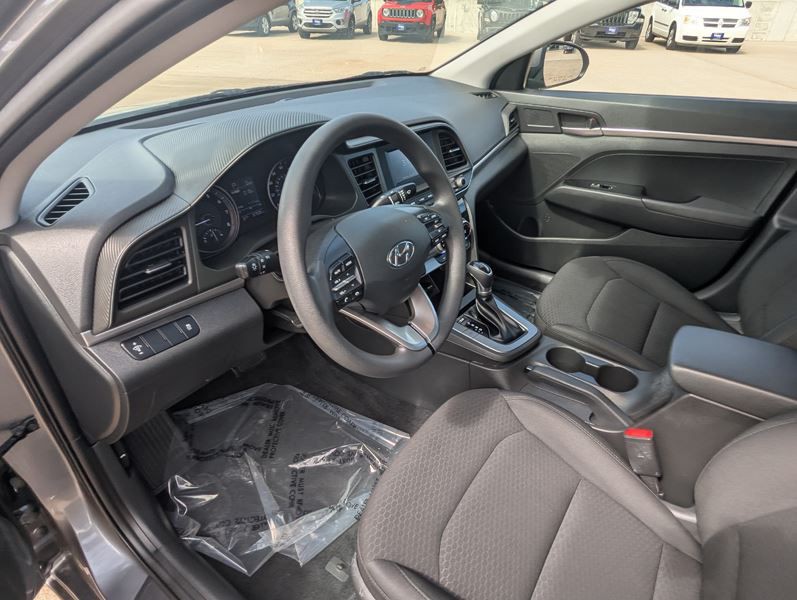 2019 Hyundai Elantra Image 18