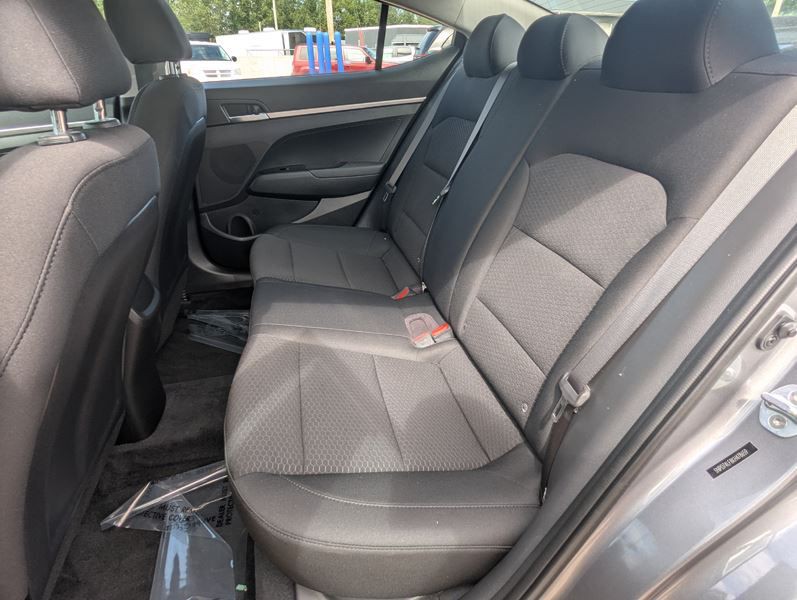 2019 Hyundai Elantra Image 19