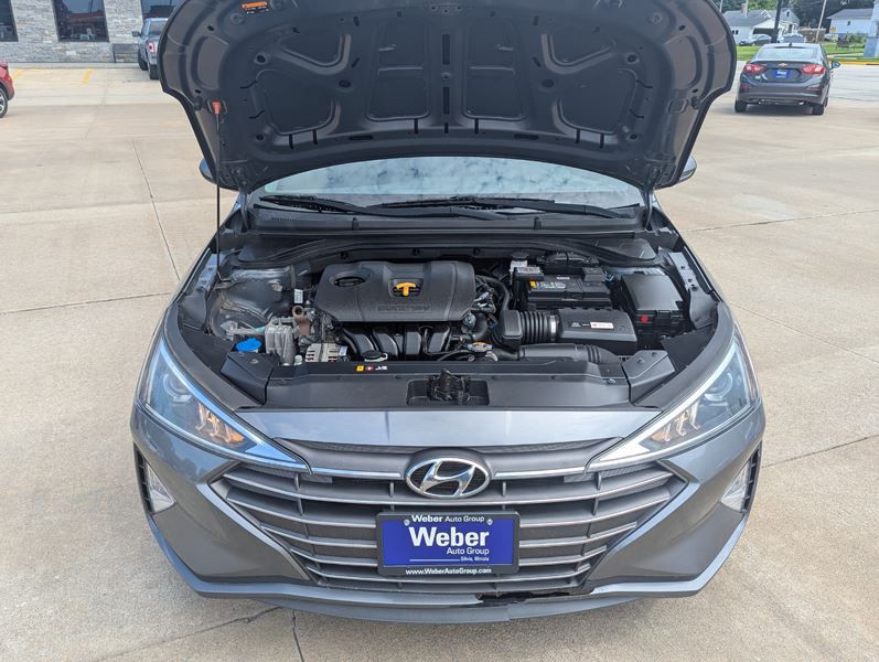 2019 Hyundai Elantra Image 32