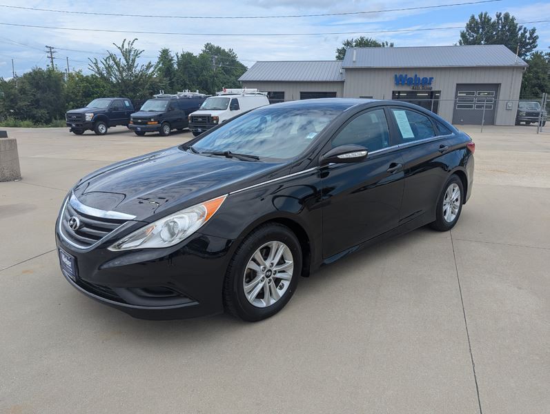 2014 Hyundai Sonata Image 4