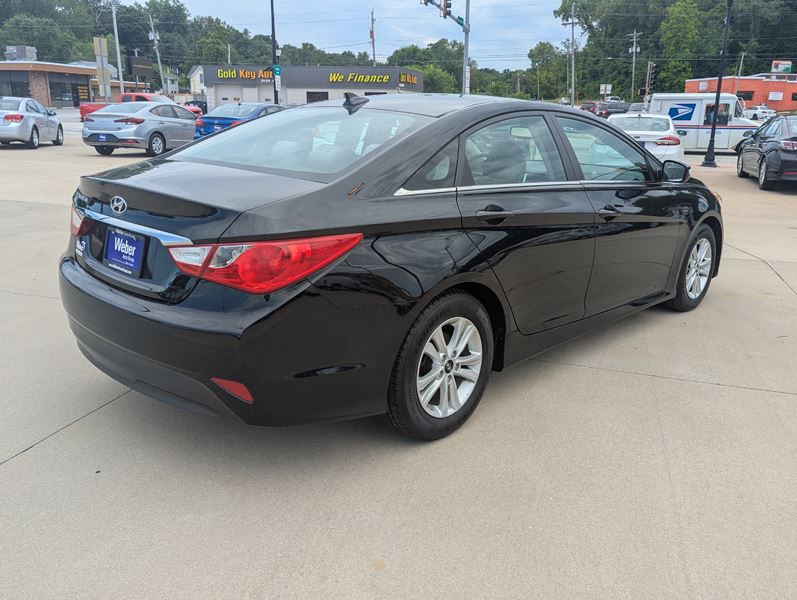 2014 Hyundai Sonata Image 10