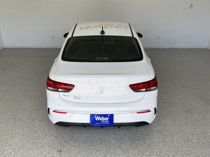 2022 Kia Rio Image 9