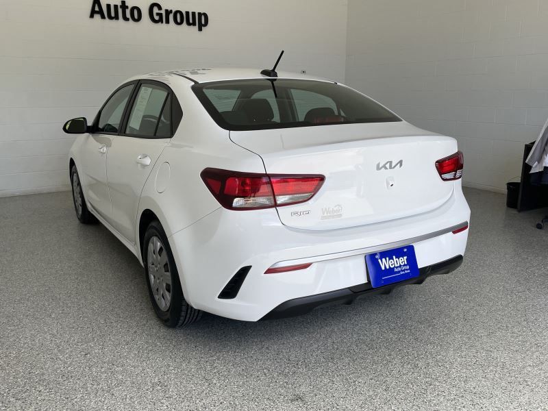 2022 Kia Rio Image 11
