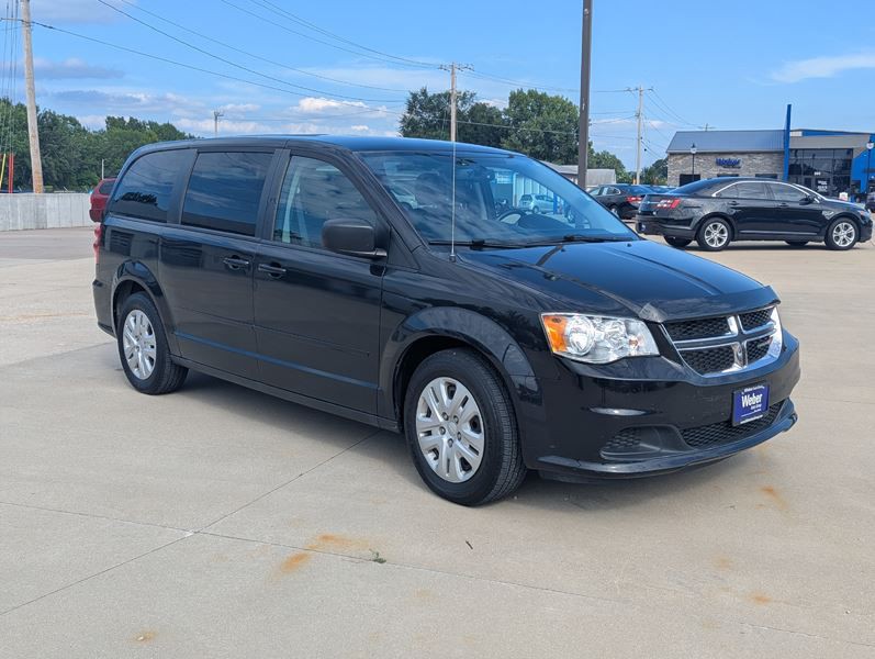 2017 Dodge Grand Caravan Image 3
