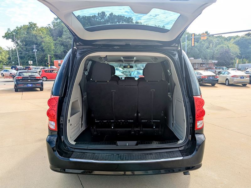 2017 Dodge Grand Caravan Image 11