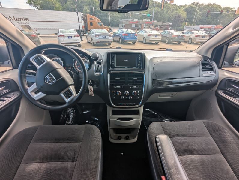2017 Dodge Grand Caravan Image 22