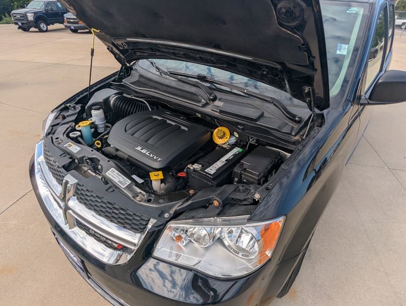 2017 Dodge Grand Caravan Image 36