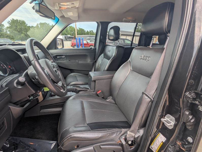 2012 Jeep Liberty Image 23