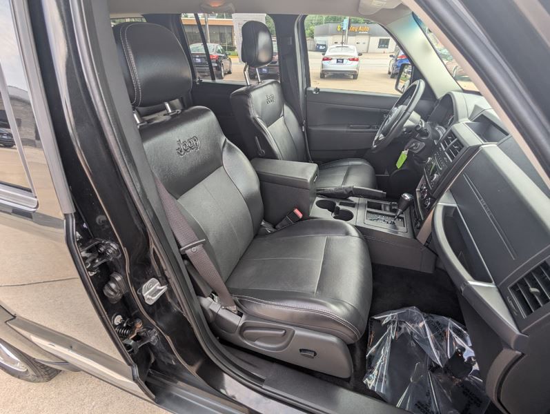 2012 Jeep Liberty Image 29