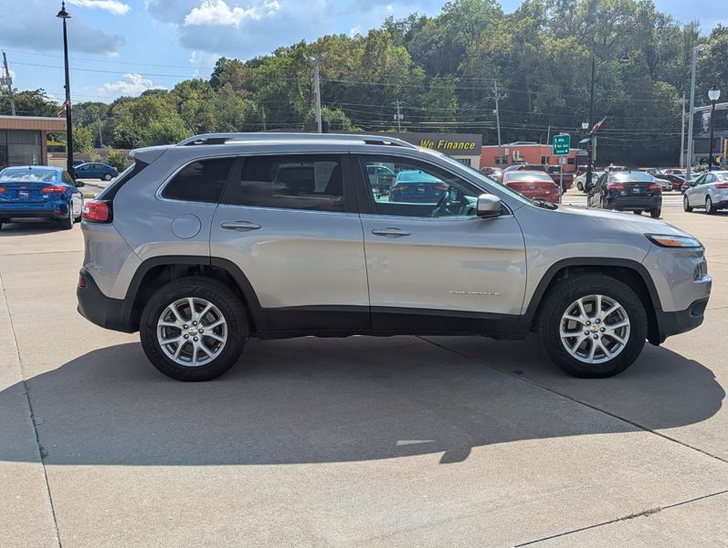 2018 Jeep Cherokee Image 6