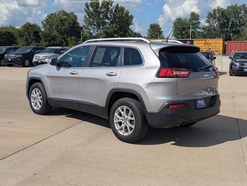 2018 Jeep Cherokee Image 8