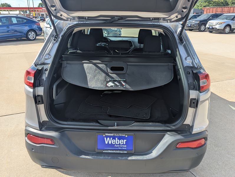 2018 Jeep Cherokee Image 13