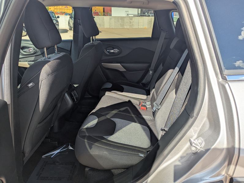 2018 Jeep Cherokee Image 21