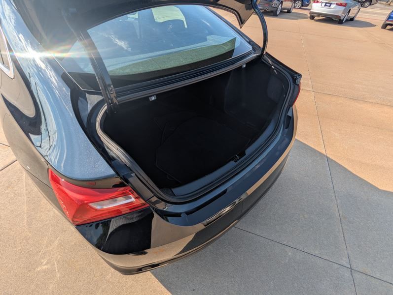 2019 Chevrolet Malibu Image 7