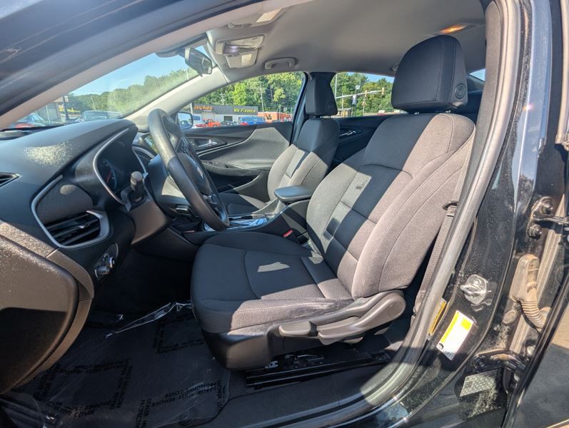 2019 Chevrolet Malibu Image 14