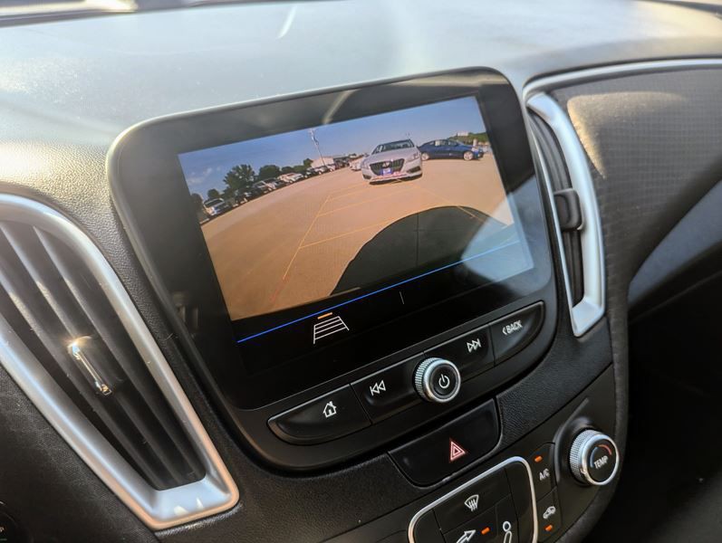 2019 Chevrolet Malibu Image 21