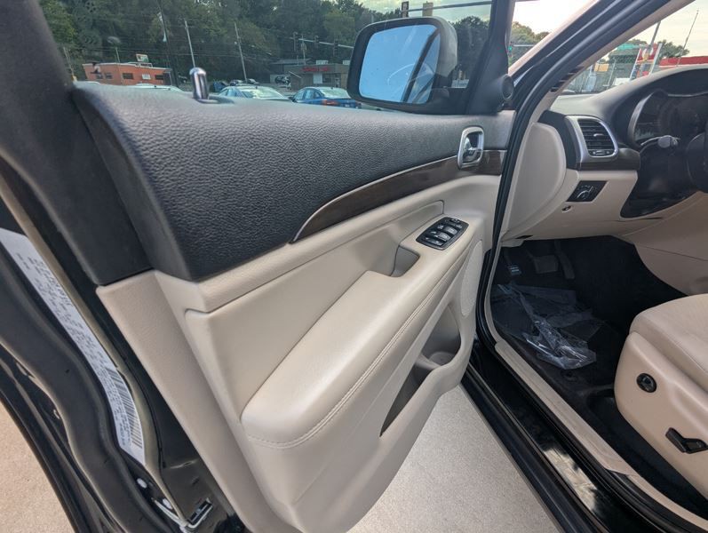 2018 Jeep Grand Cherokee Image 15