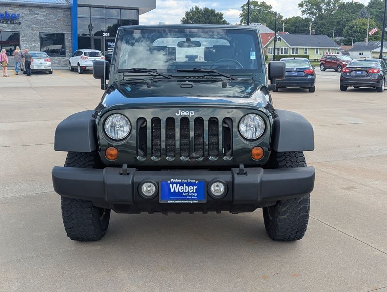 2010 Jeep Wrangler Image 2
