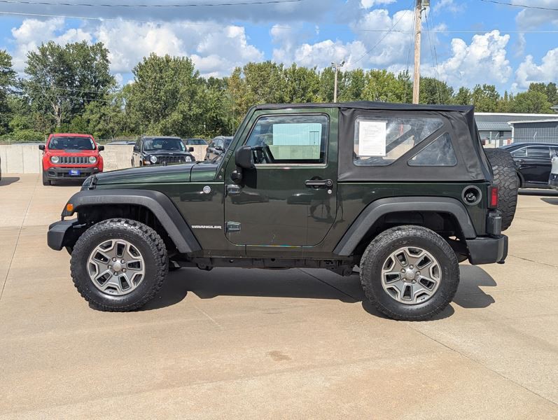 2010 Jeep Wrangler Image 5