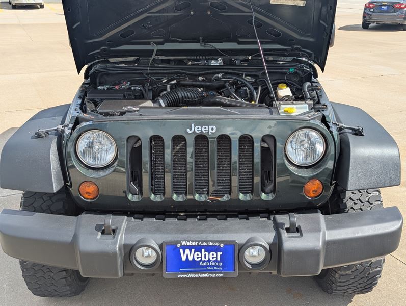 2010 Jeep Wrangler Image 10