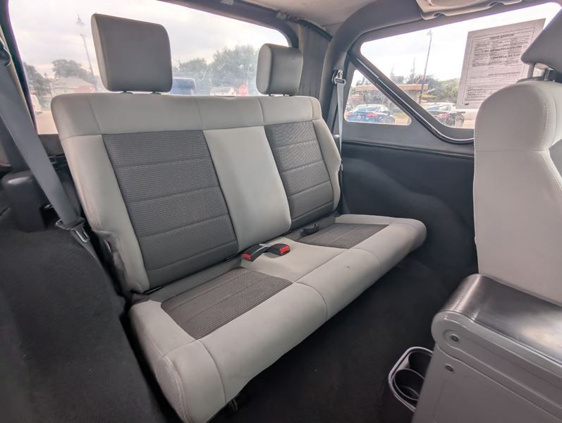 2010 Jeep Wrangler Image 20