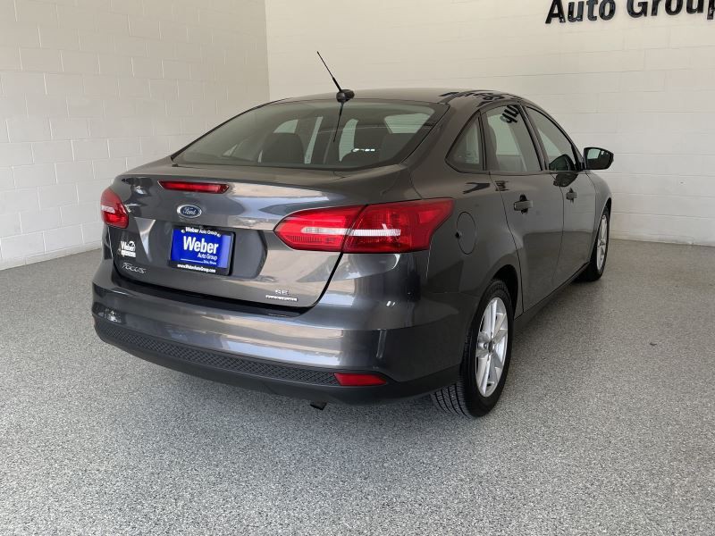 2016 Ford Focus Image 10