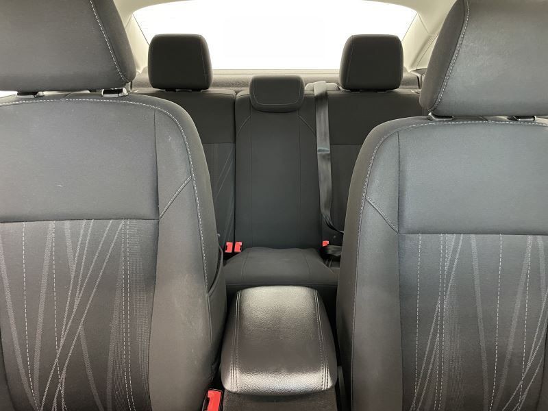 2016 Ford Focus Image 21