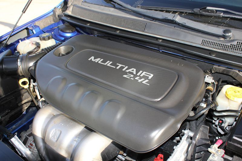 2016 Chrysler 200 Image 15
