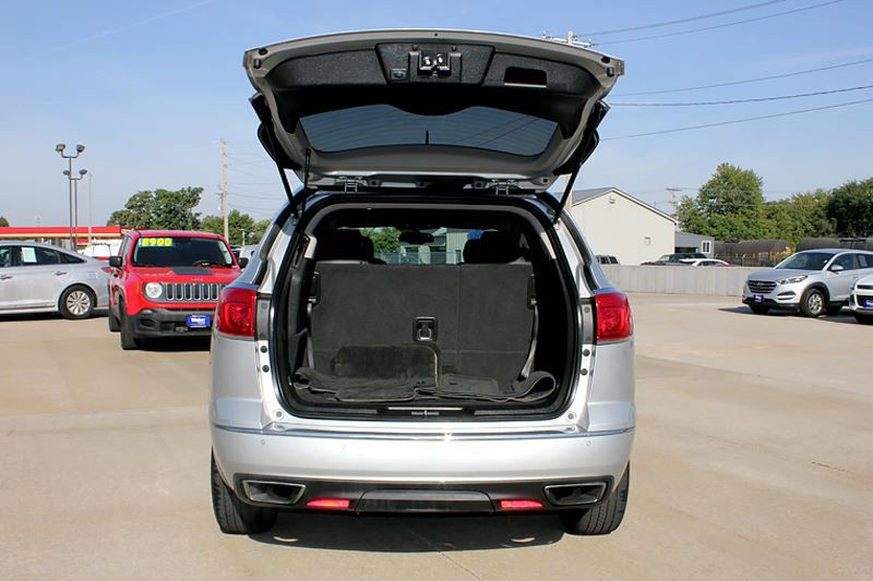 2016 Buick Enclave Image 10