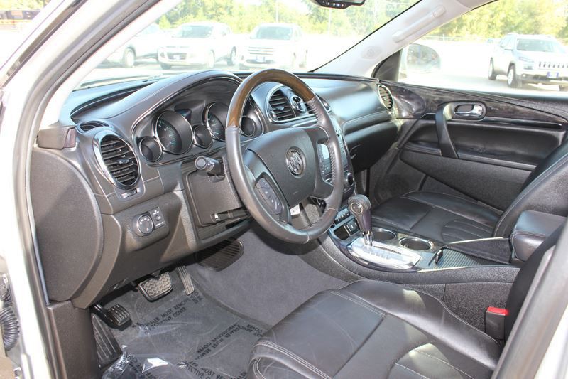 2016 Buick Enclave Image 15