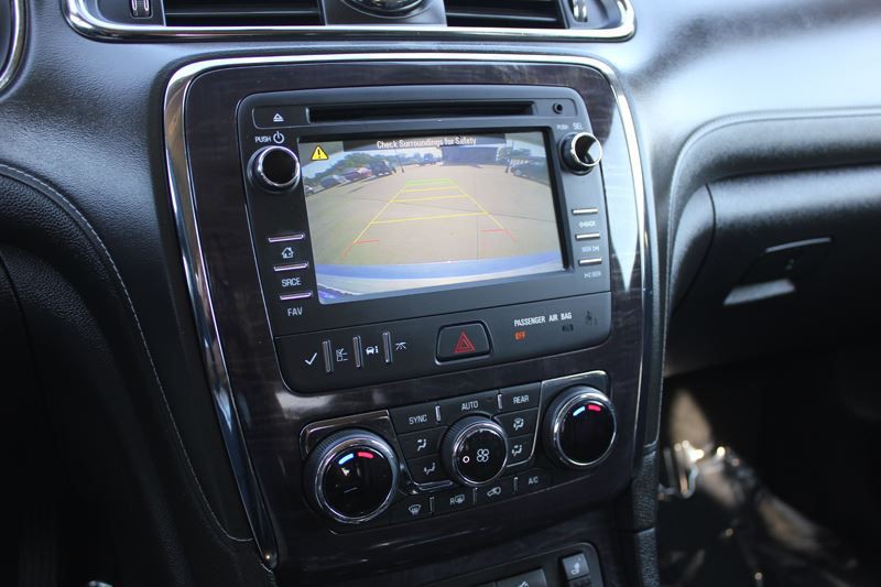 2016 Buick Enclave Image 28
