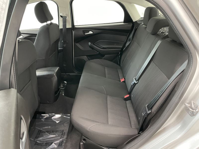 2016 Ford Focus Image 16