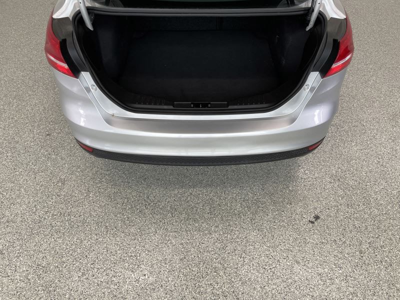 2016 Ford Focus Image 17