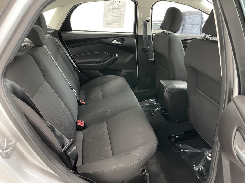 2016 Ford Focus Image 20