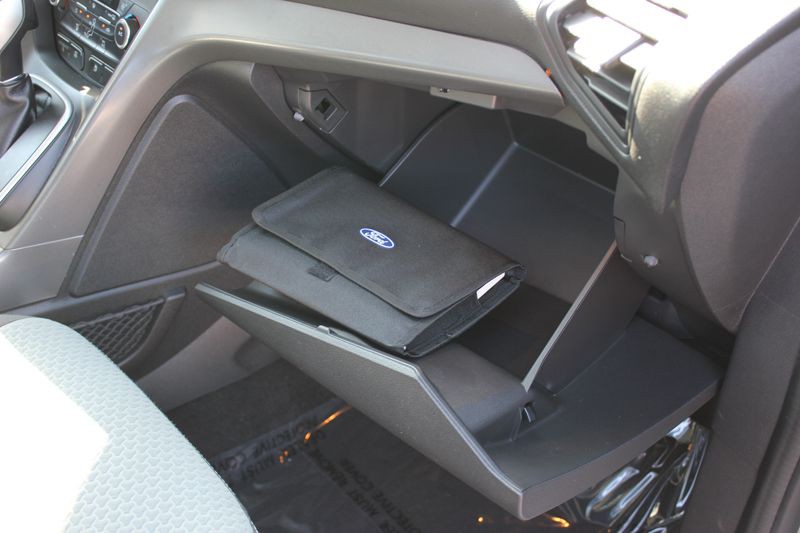 2017 Ford C-Max Image 22