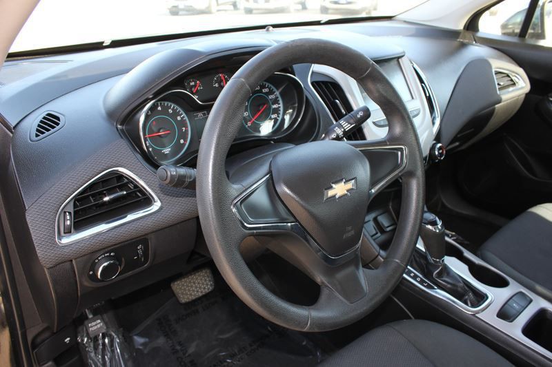 2017 Chevrolet Cruze Image 22
