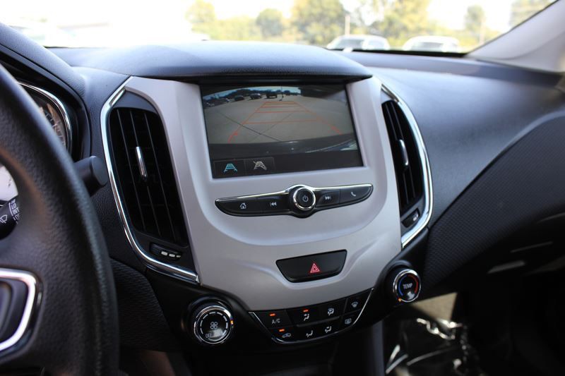 2017 Chevrolet Cruze Image 24