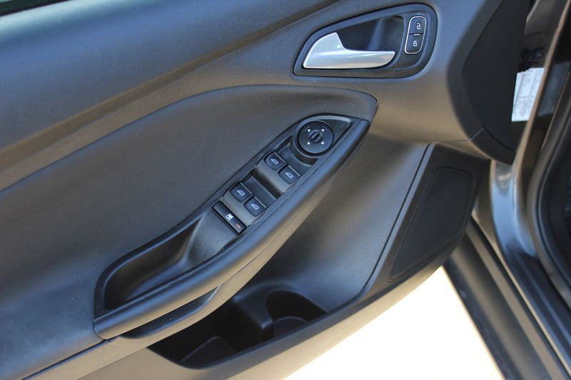 2018 Ford Focus Image 14